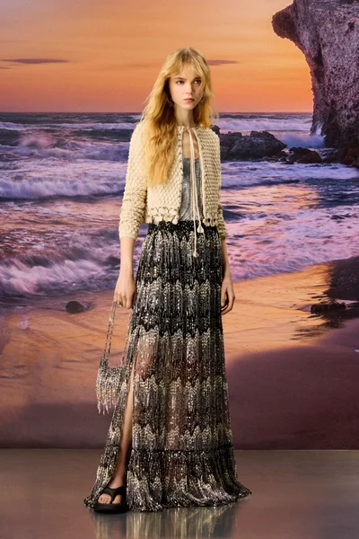 Look 8